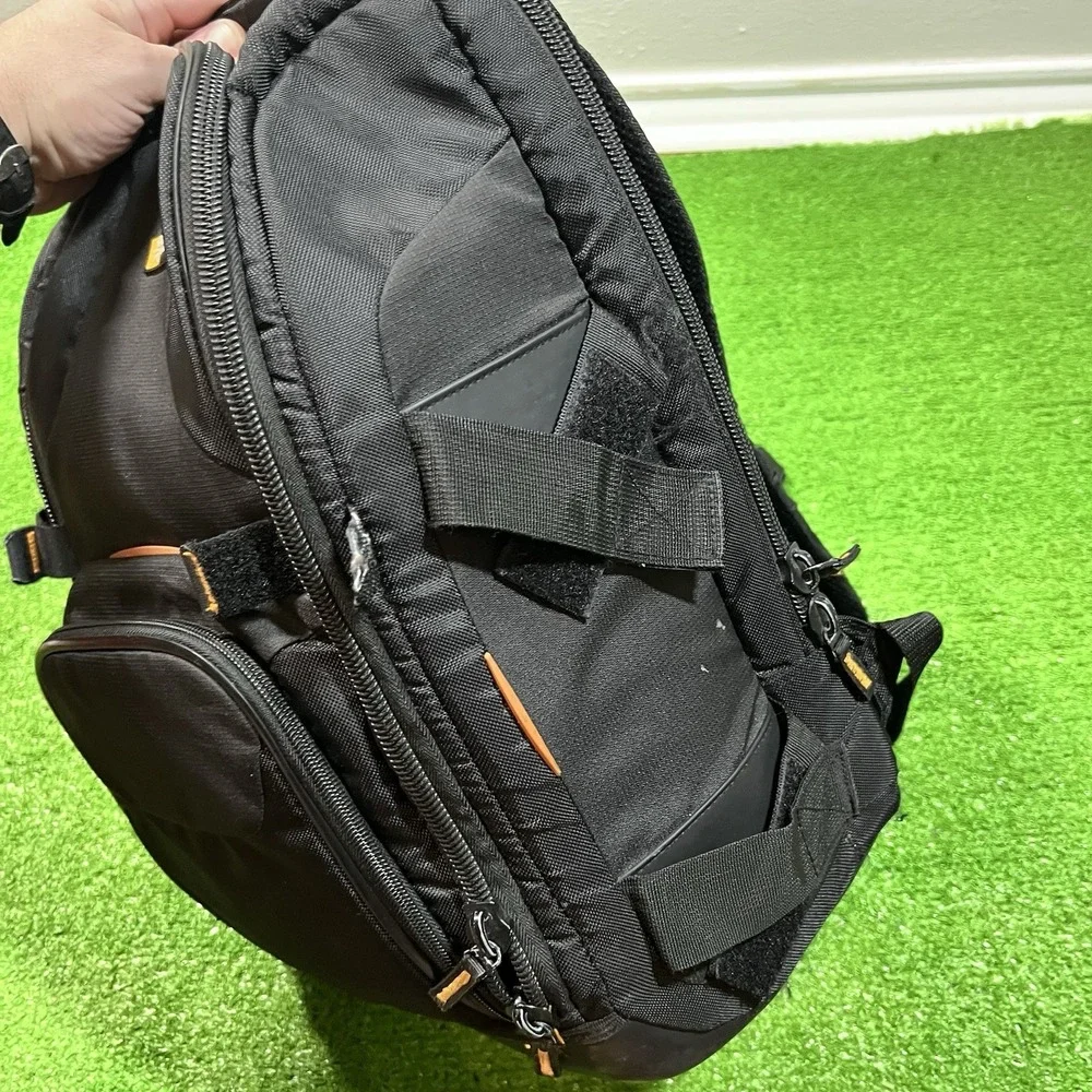 Case Logic‎ SLRC-206 SLR Camera & Laptop Backpack Padded Orange Interior